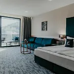 Sante 5* Βέλινγκραντ